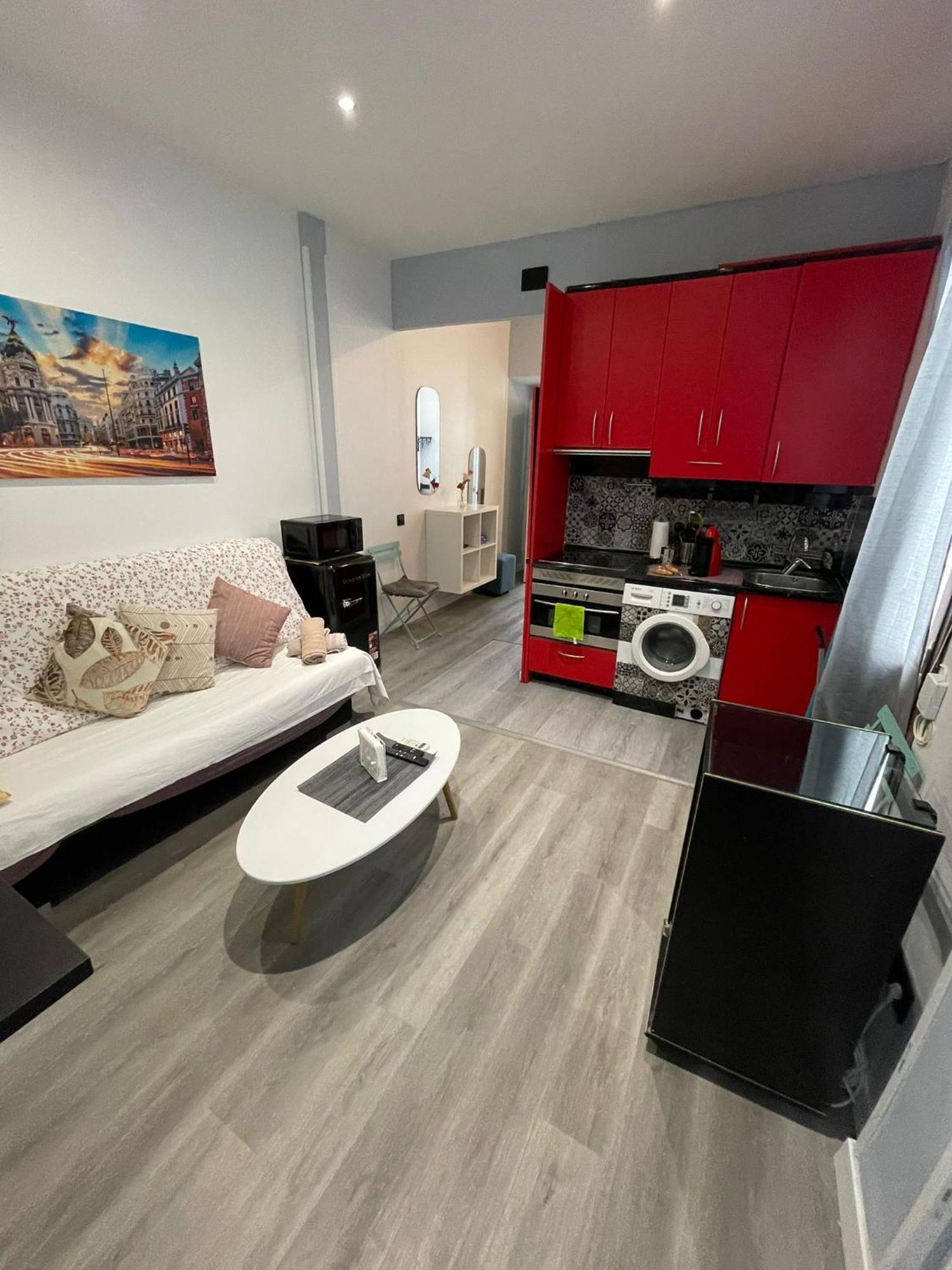 Cebada Love Apartment Madrid Exterior photo
